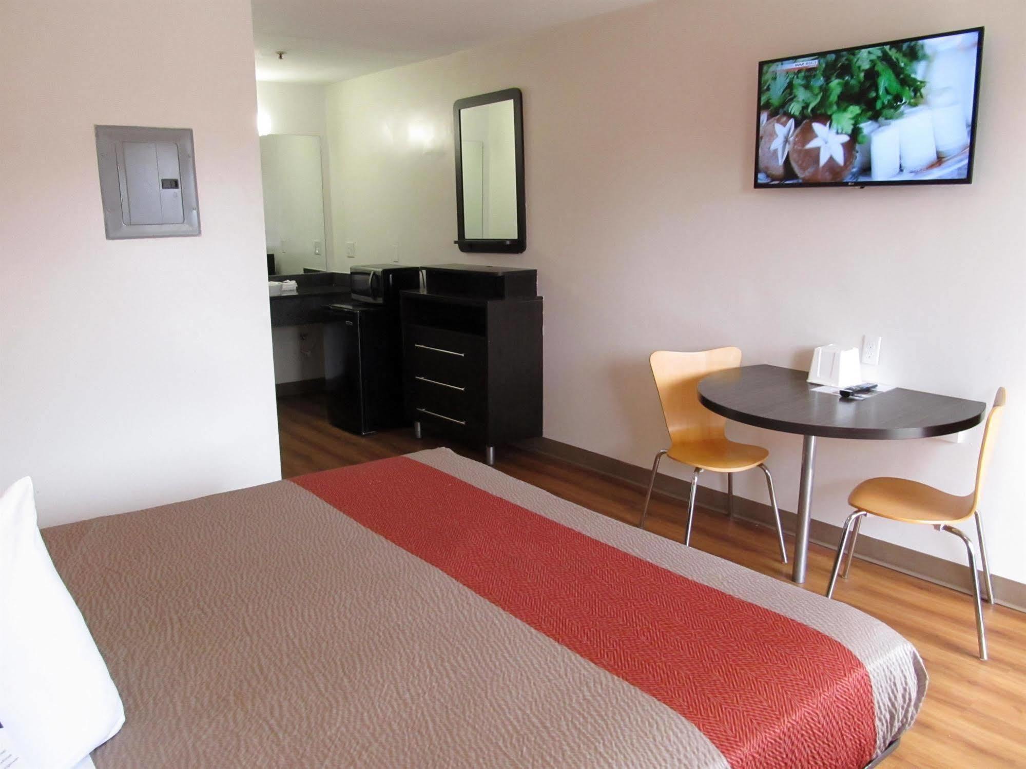 Motel 6-Greenville, Sc Zewnętrze zdjęcie